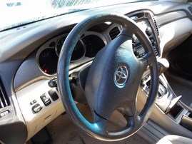 2003 Toyota Highlander White 3.0L AT 2WD #Z22078